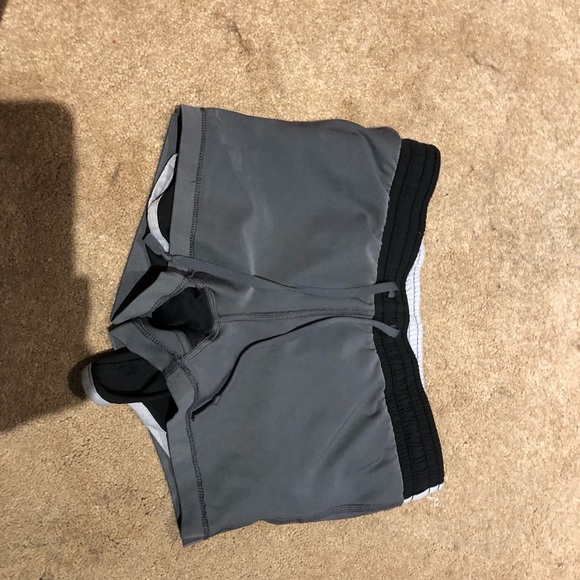 Nike Shorts - Picture 3 of 3